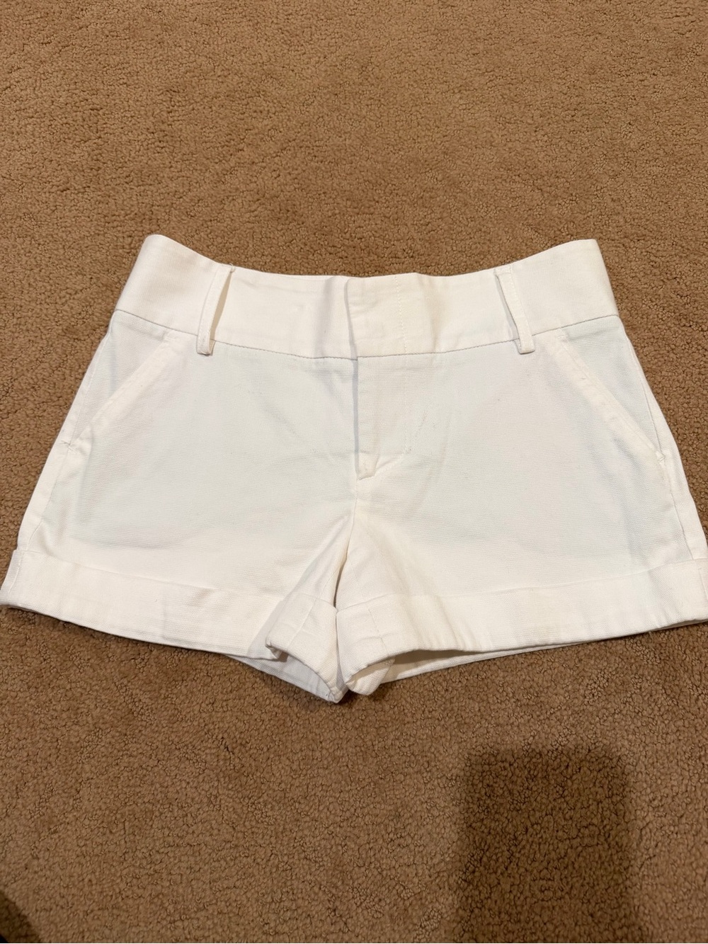 Alice & Olivia | White Cuffed Shorts, 0